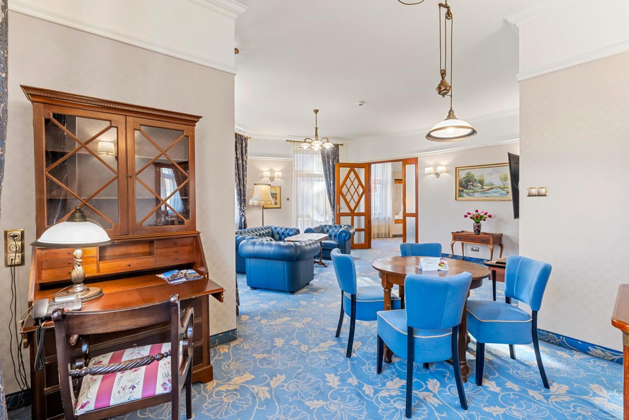Hotel Diament Plaza Gliwice Luaran gambar