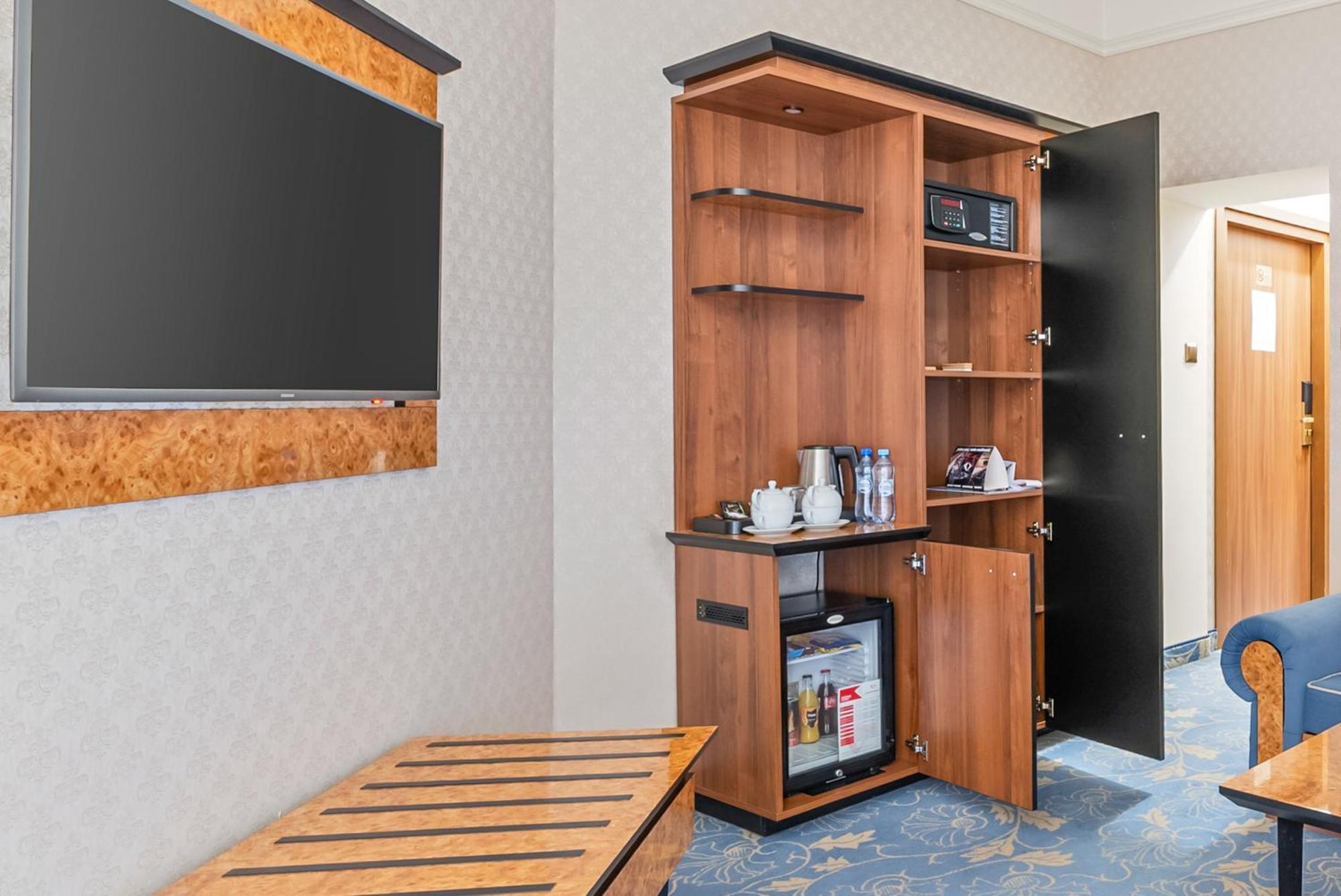 Hotel Diament Plaza Gliwice Luaran gambar