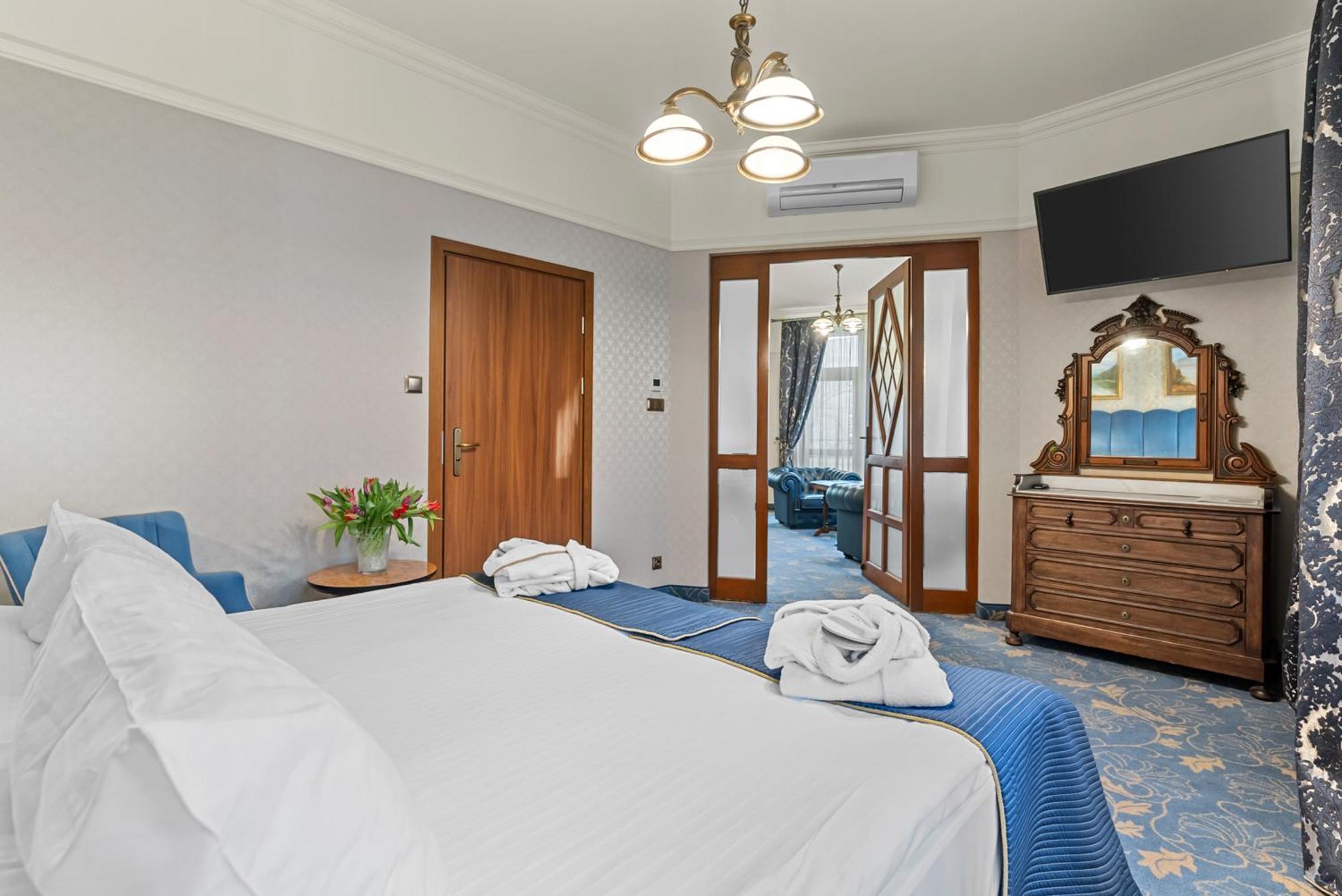Hotel Diament Plaza Gliwice Luaran gambar
